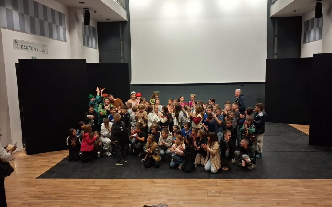 Mjuzikl za djecu “Čarobnjak i Zoza”